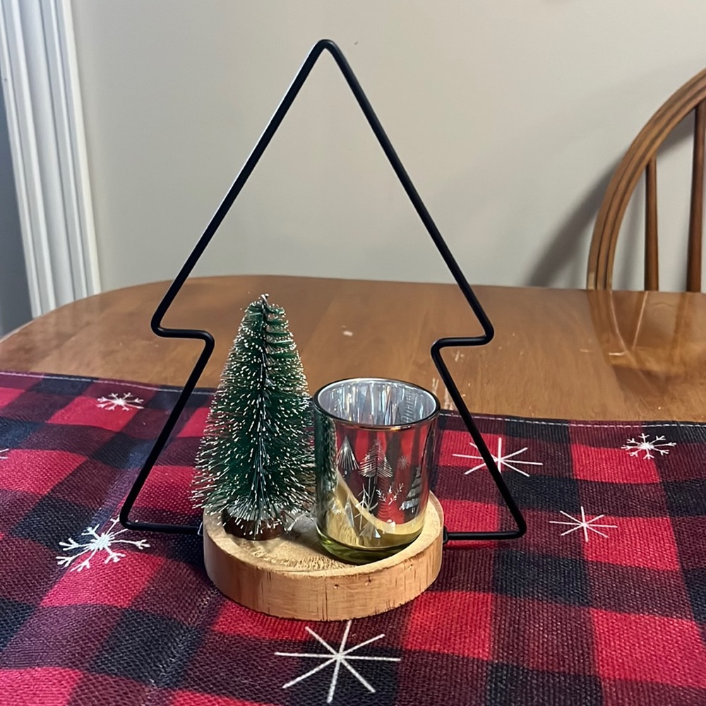 NIB • Christmas Tree Candle Holder